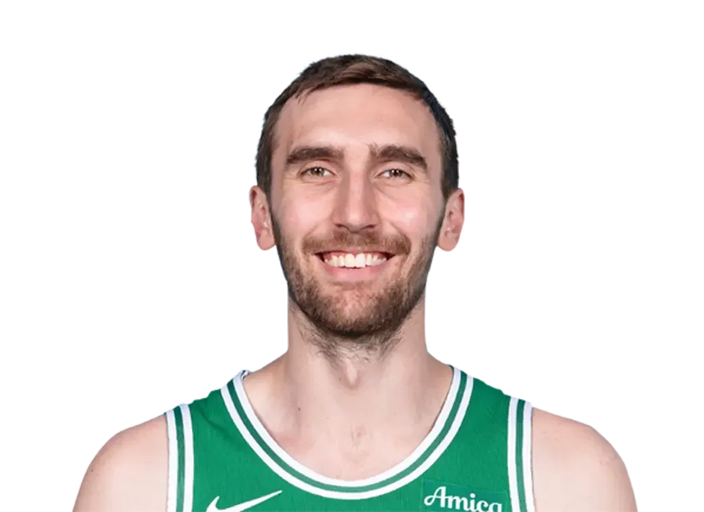 Luke Kornet : Le pivot discret mais essentiel des Celtics de Boston