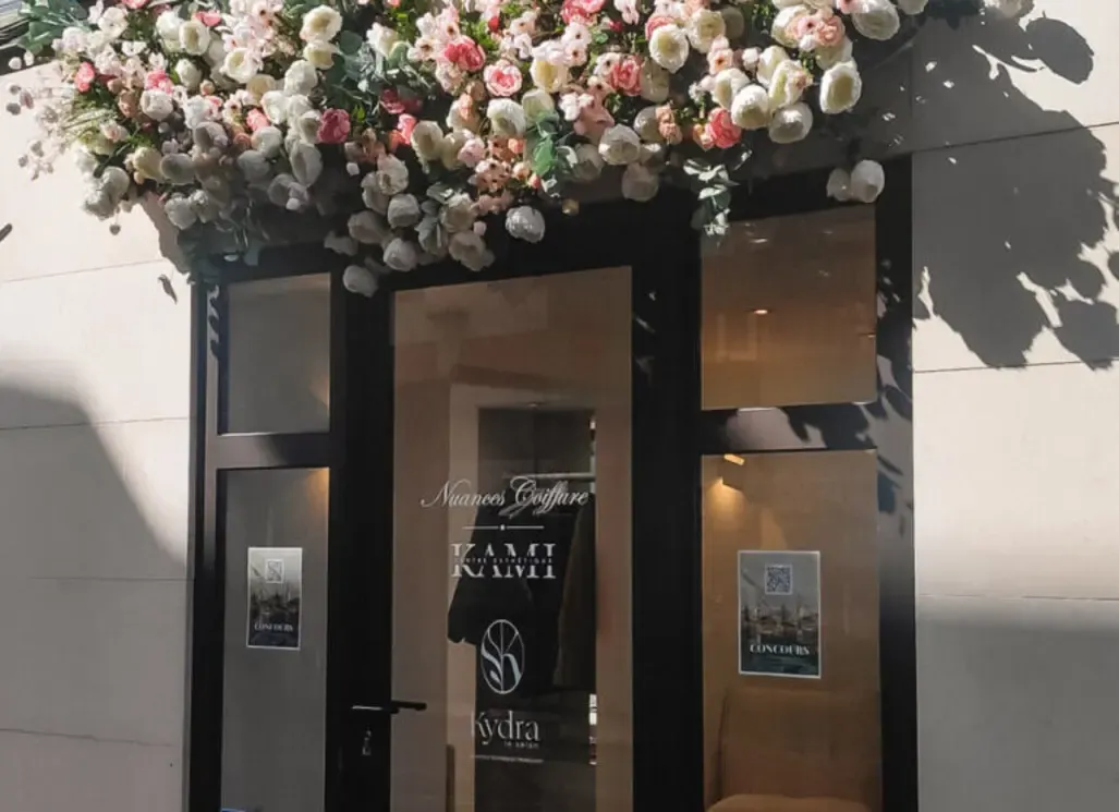 Cherbourg en Fleurs : Les Vitrines Printanières Égaient la Ville !