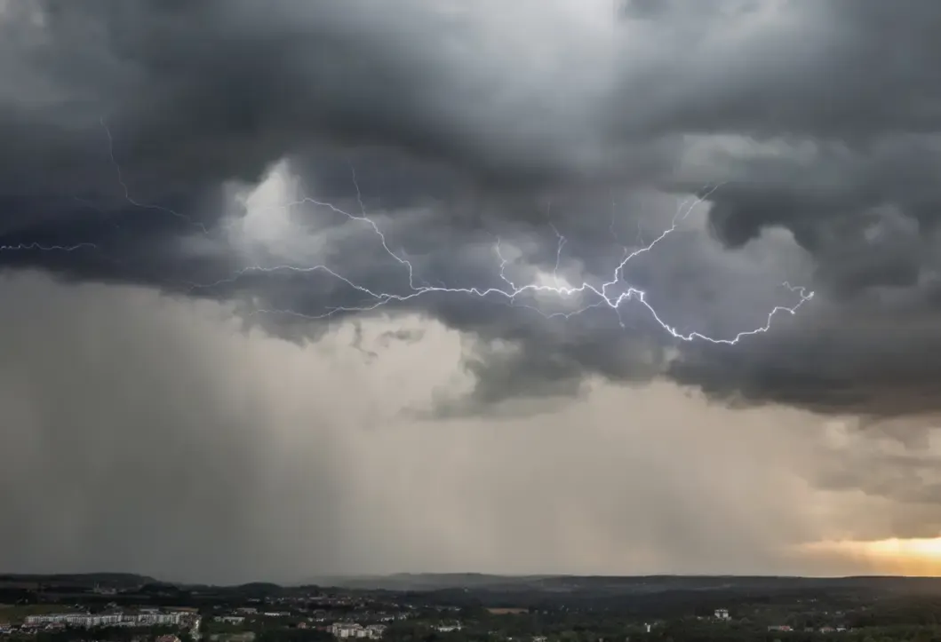 Alerte météo : Violents orages attendus en France ce week-end !