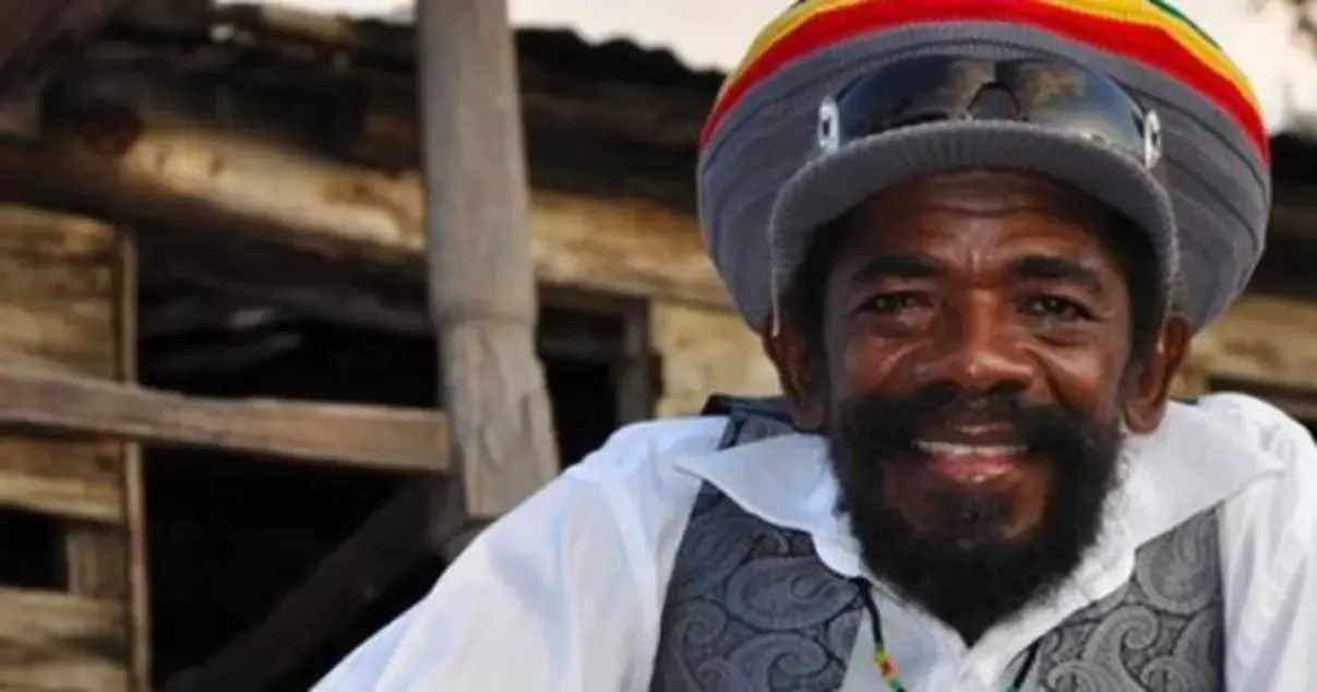Décès de Cocoa Tea : Le monde du reggae en deuil