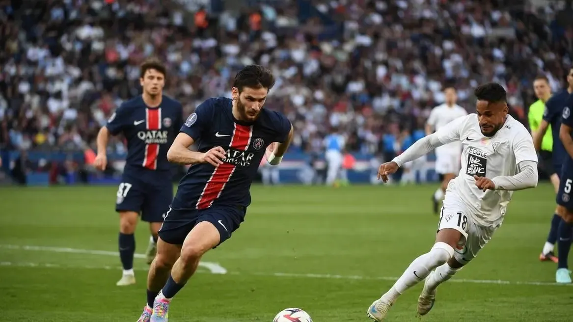 Paris SG Champion : Résumé du Match Éprouvant Contre Angers SCO (1-0)