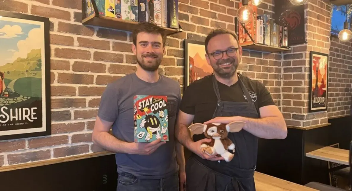 Le Newport Café de Caen renaît : les employés reprennent le flambeau !