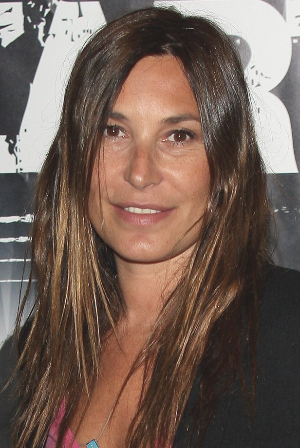 Zazie porte plainte après la diffusion de fausses citations sur les réseaux sociaux